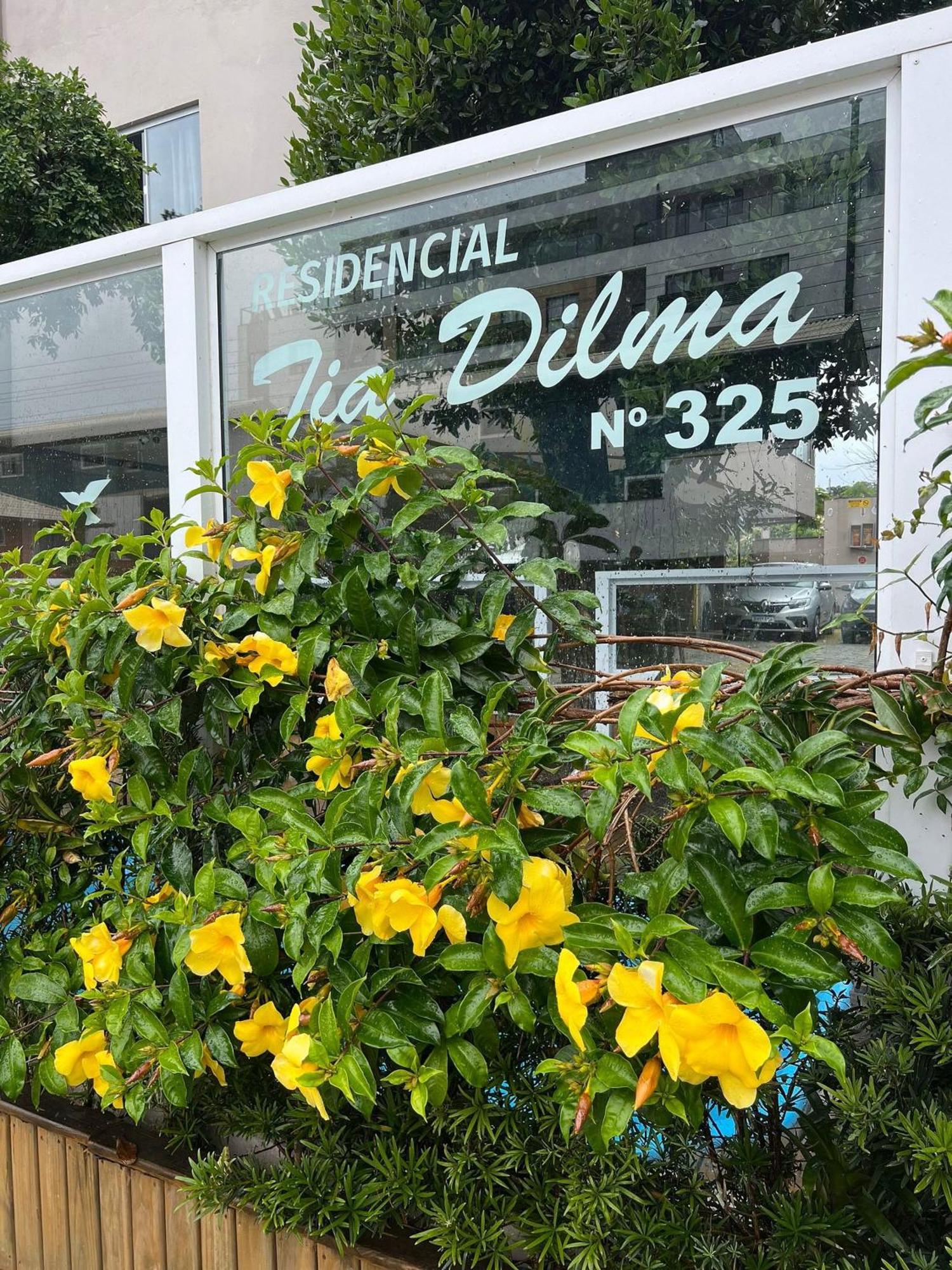 봄비나스 Residencial Tia Dilma 아파트 외부 사진