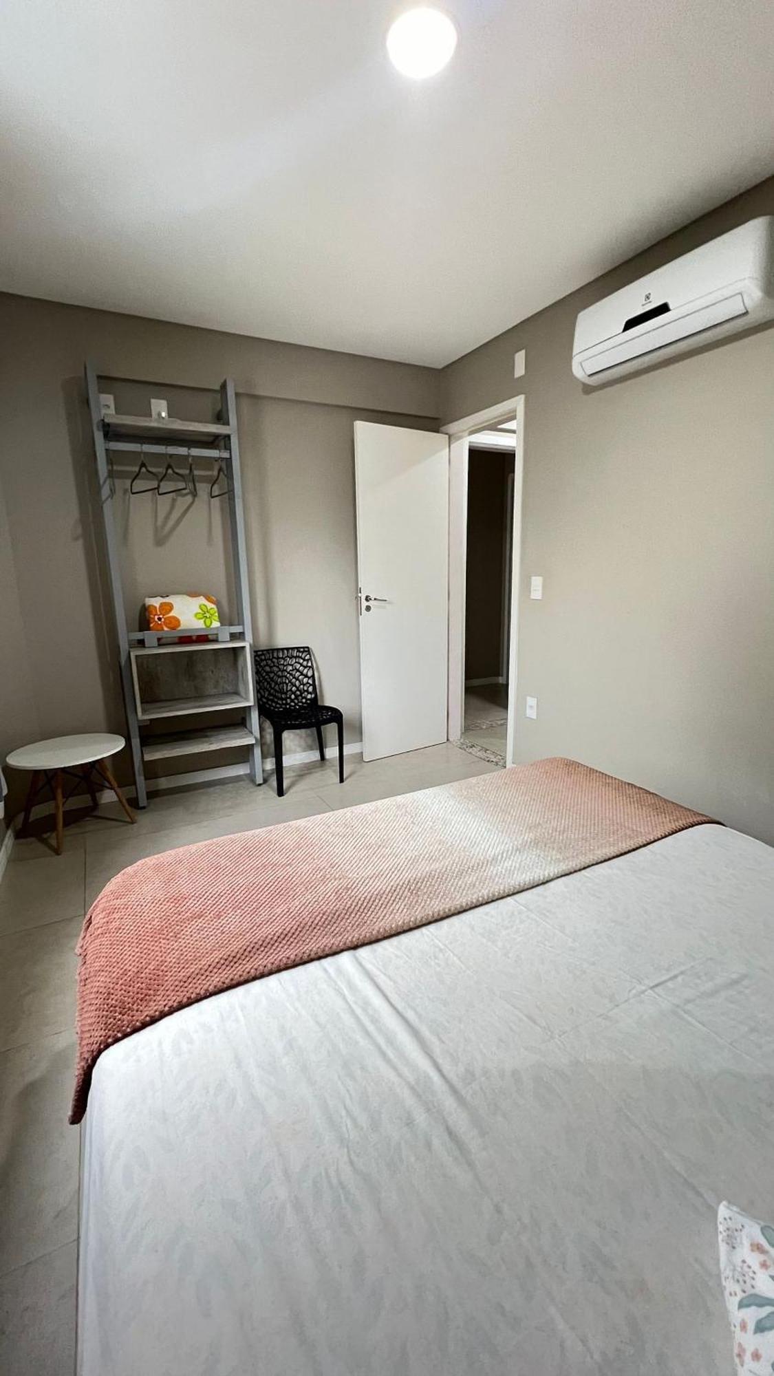 봄비나스 Residencial Tia Dilma 아파트 외부 사진